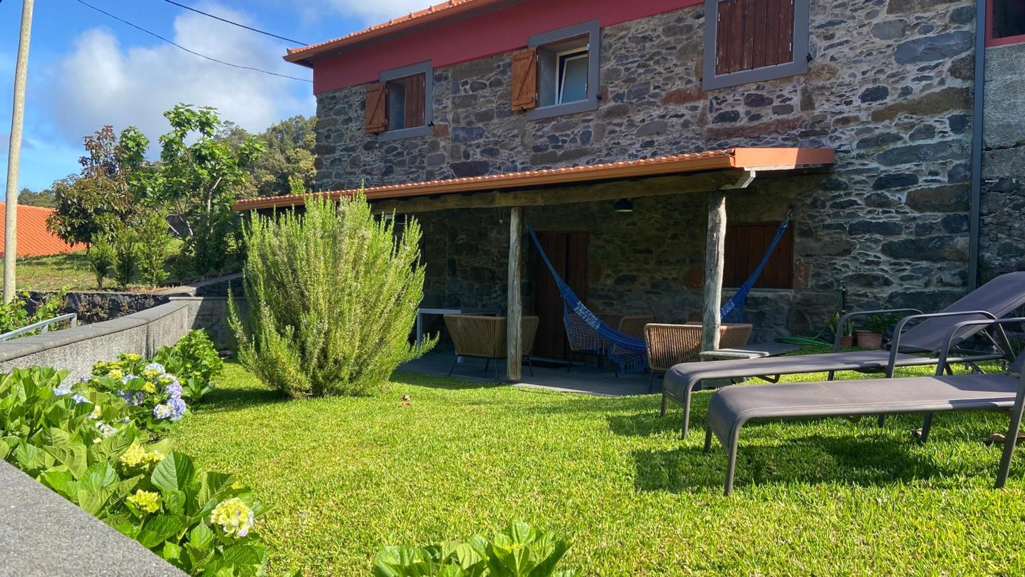 Madeira Bird House - House In The Mountains With Garden Villa เซาวิเซนเจ ภายนอก รูปภาพ